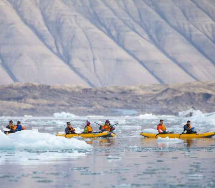 平台式独木舟 (Paddling Excursion)
