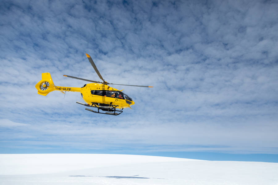 关于我们 (About Us)