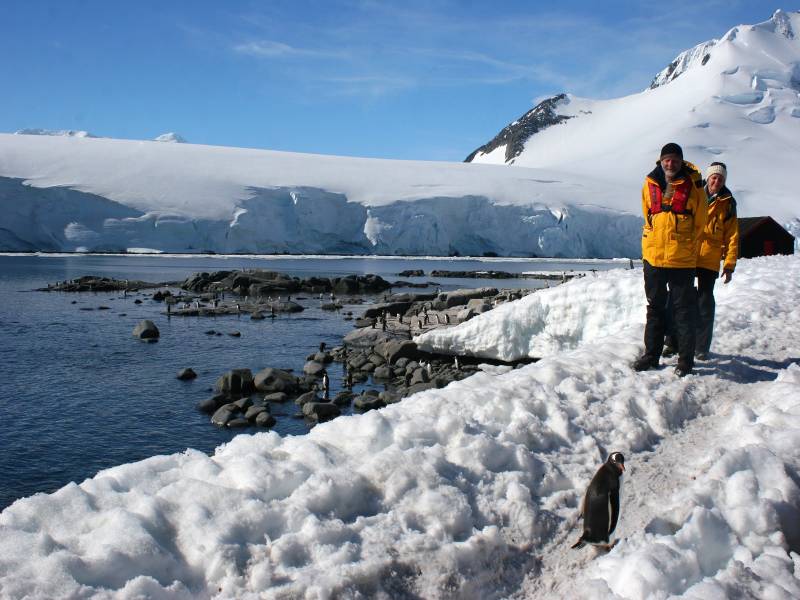 Photo Provided By Quark Passenger