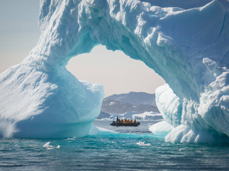 北极光下：冰岛和东格陵兰岛之旅