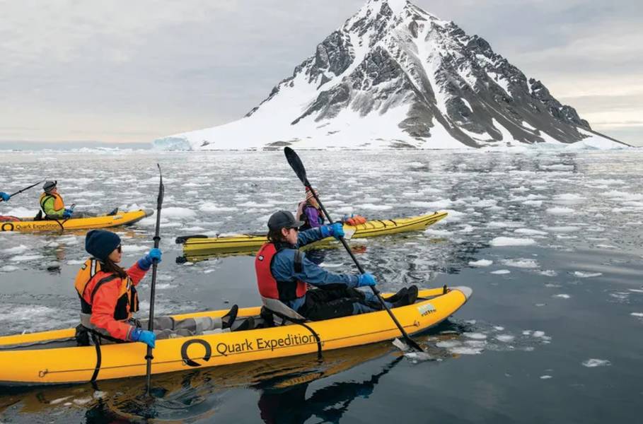 平台式独木舟 (Paddling Excursion)