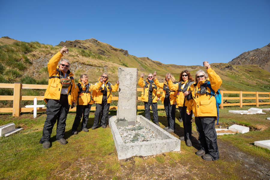 极南地区的企鹅: 福克兰群岛、南乔治亚岛、南极大陆