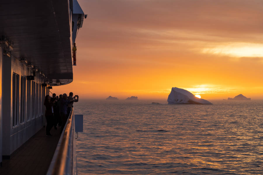 极南地区的企鹅: 福克兰群岛、南乔治亚岛、南极大陆