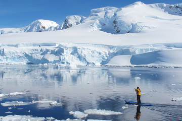 paddleboarding_antarctica