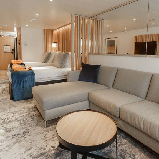 Ultramarine - Explorer Suite