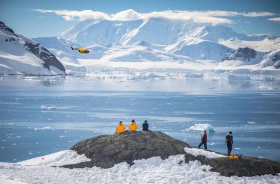 探险活动 (Adventure Options)