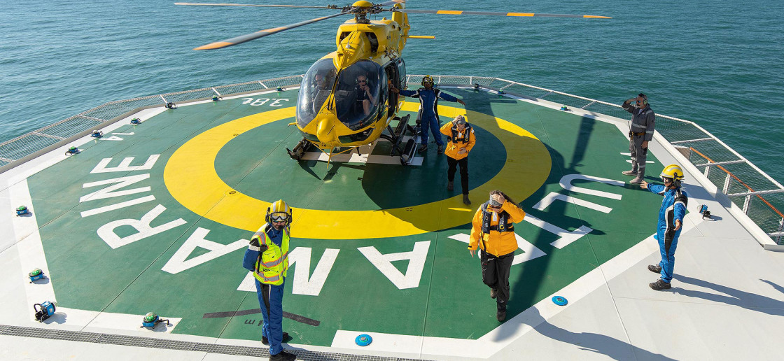 Twin Engine Helicopter - Helicopter Loading