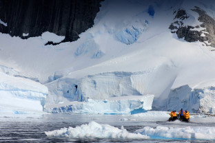 南极捷运：飞越德雷克海峡（飞去船回）