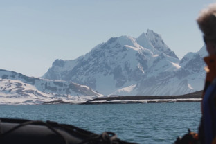 北极三岛：斯匹次卑尔根、格陵兰岛和冰岛