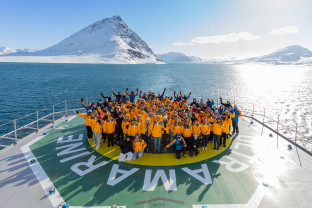 冰岛大环线：直升机、冰川、火山