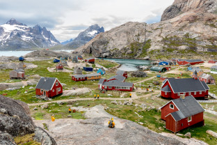 冰岛到格陵兰岛日全食，17 天