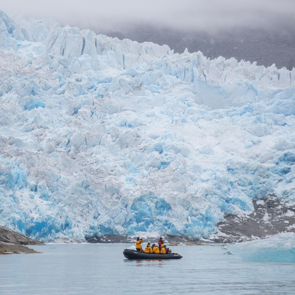 zodiac cruise kvenefjord east greenland