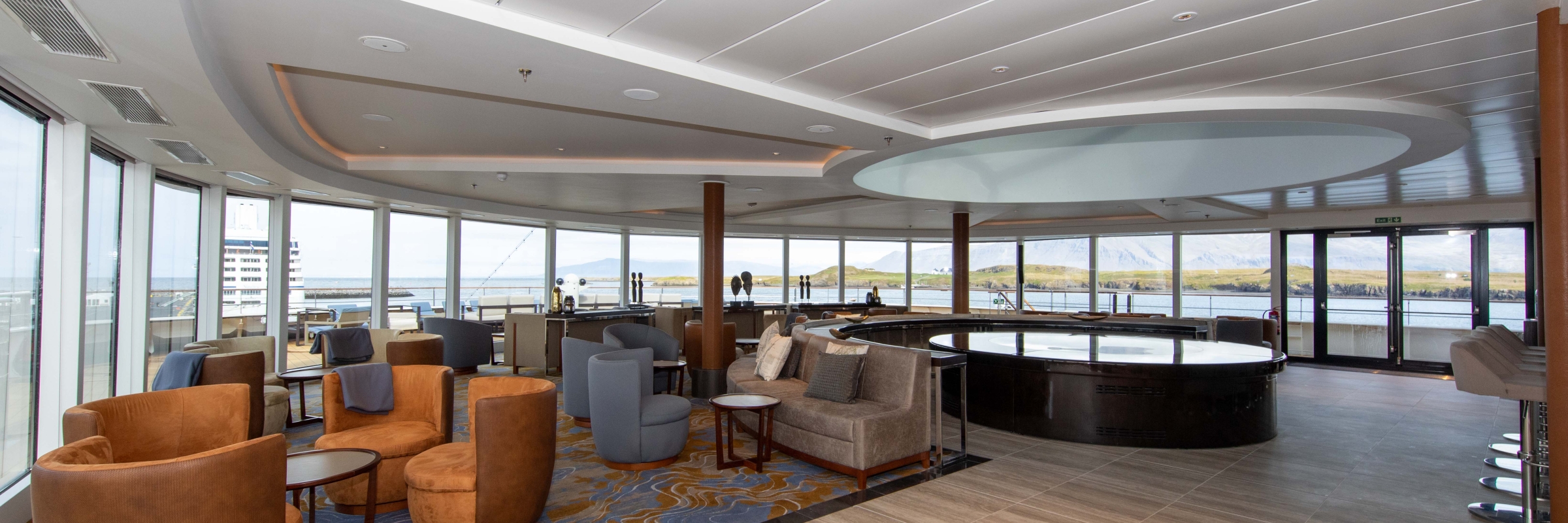 Observation Lounge aboard World Explorer